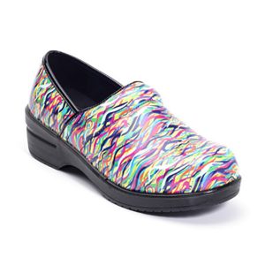 Brandy Multiwaves by Savvy Shoes